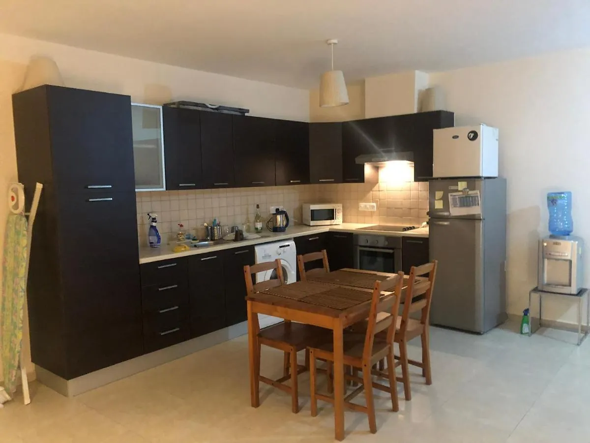Tranquil Country Condo Larnaca Kır Evi