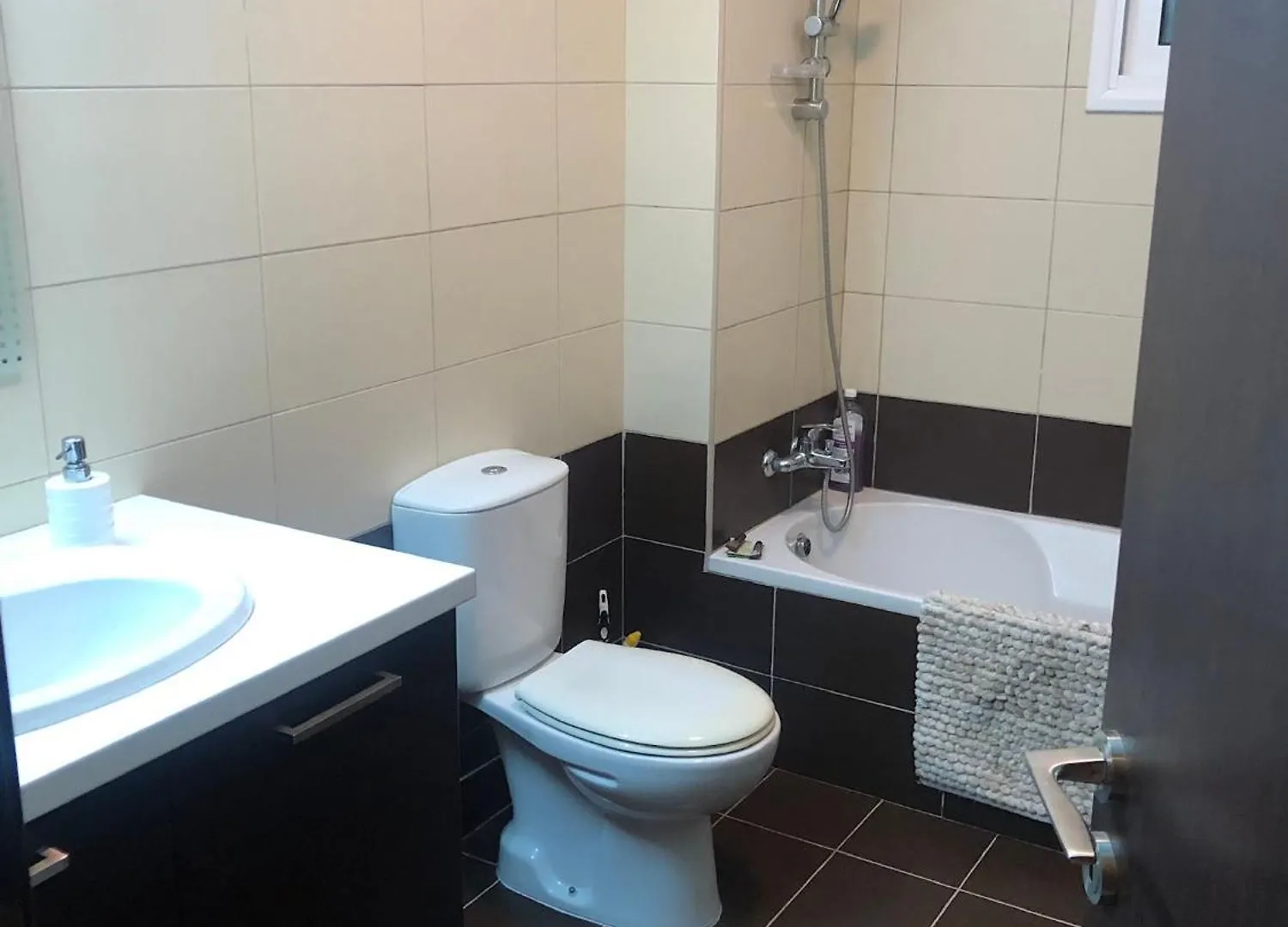 Tranquil Country Condo Larnaca Cyprus